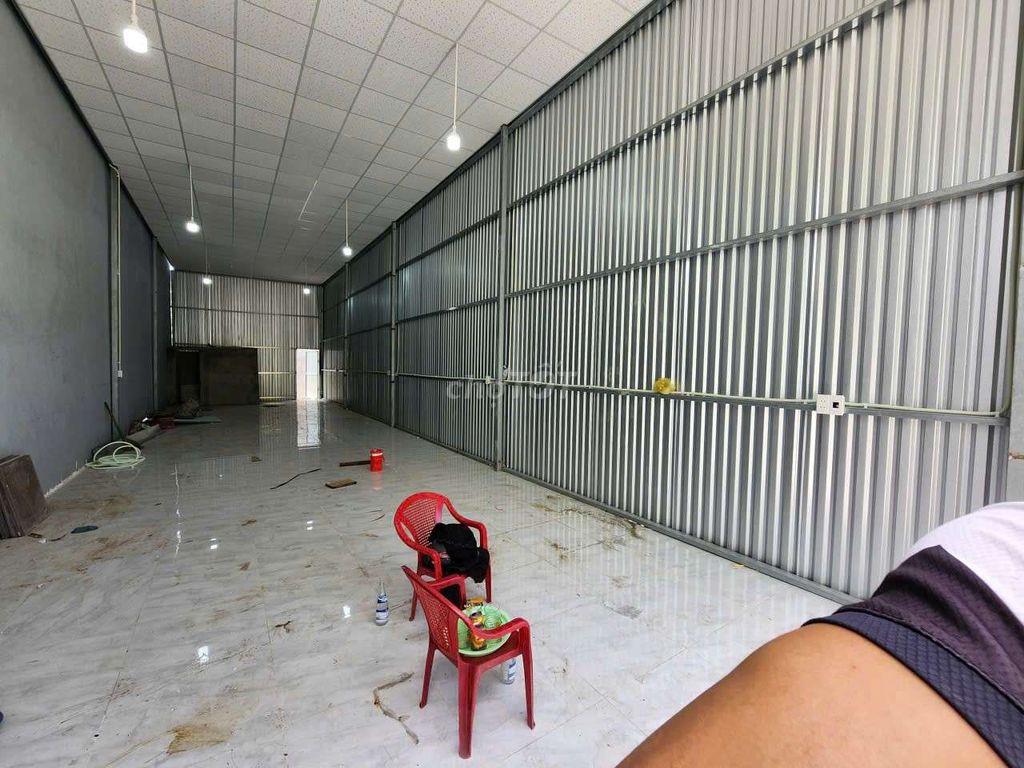 NHÀ CẤP 4 ĐƯỜNG CAO HỒNG LÃNH