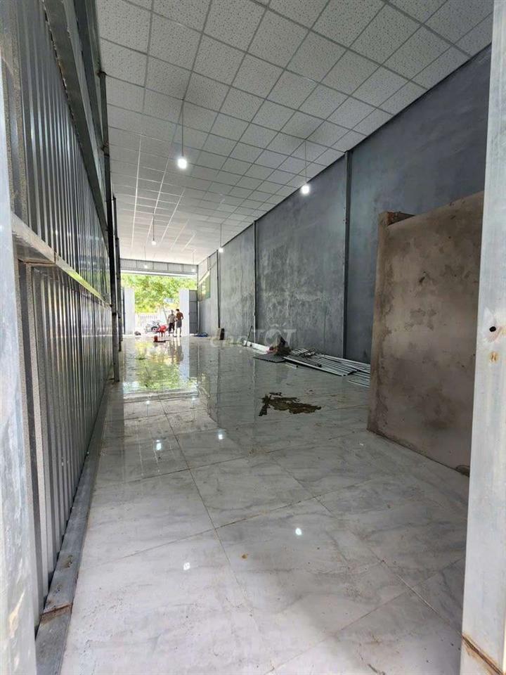 NHÀ CẤP 4 ĐƯỜNG CAO HỒNG LÃNH