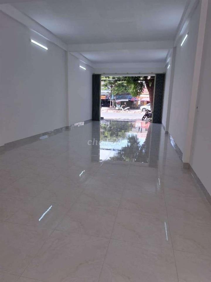 NHÀ CẤP 4 SẠCH SẼ GẦN CẦU HÒA XUÂN