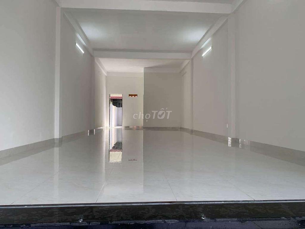 NHÀ CẤP 4 SẠCH SẼ GẦN CẦU HÒA XUÂN