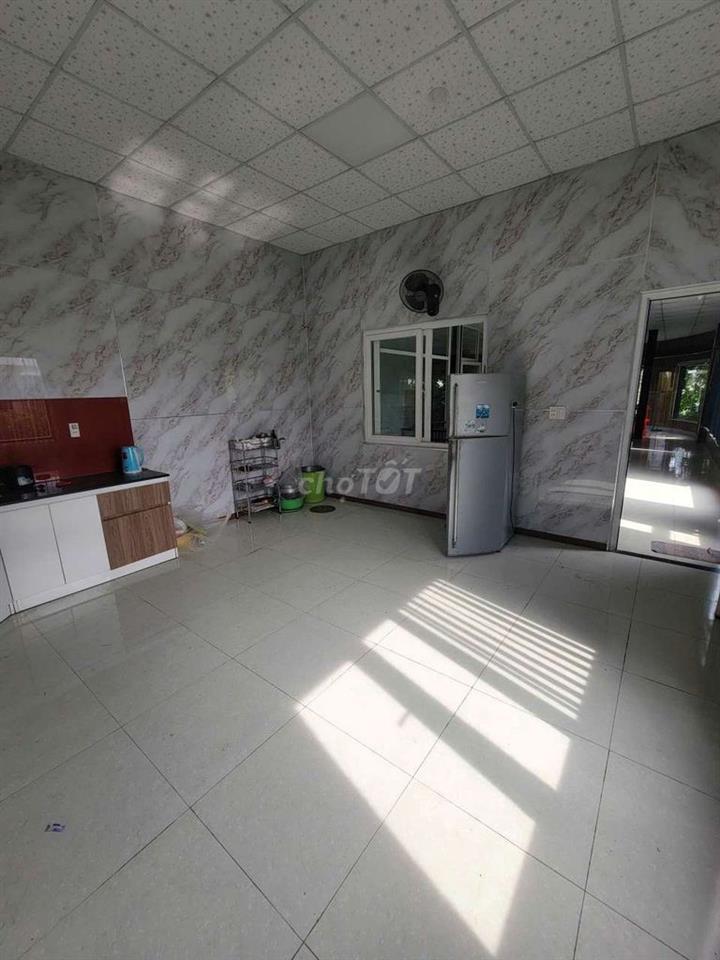 NHÀ 2 TẦNG 2 MT GẦN ĐƯỜNG 29/3