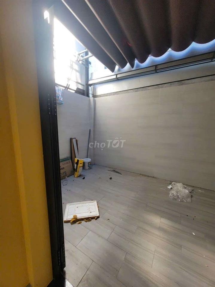 NHÀ 1.5 TẦNG NGUYỄN PHƯỚC LAN MỚI
