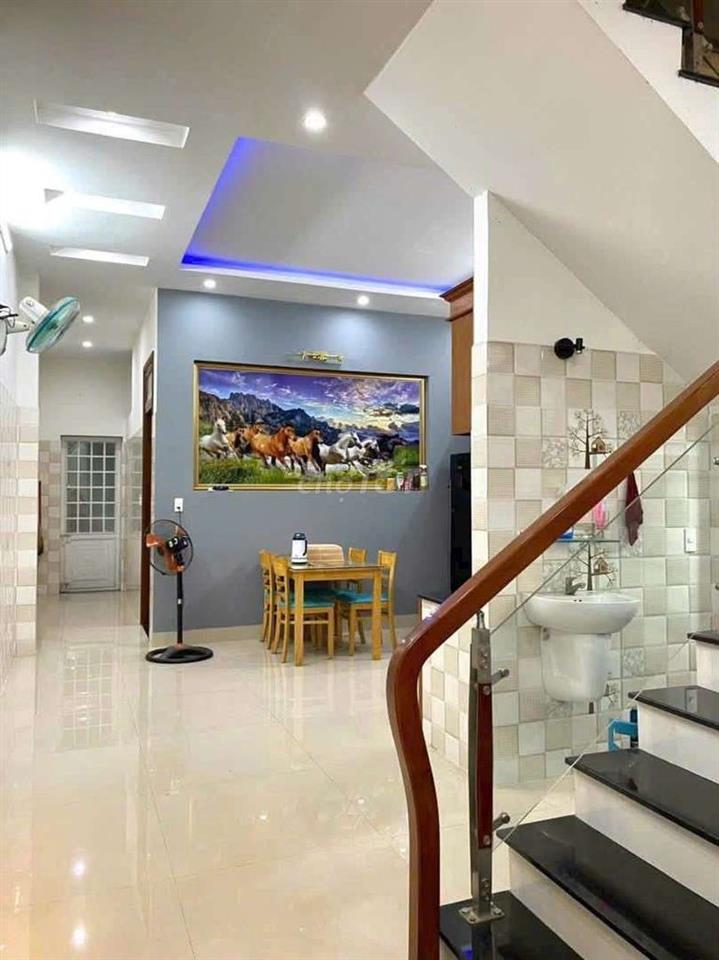 NHÀ 2 TẦNG ĐƯỜNG BÀU CẦU 6 KHU HÒA CHÂU