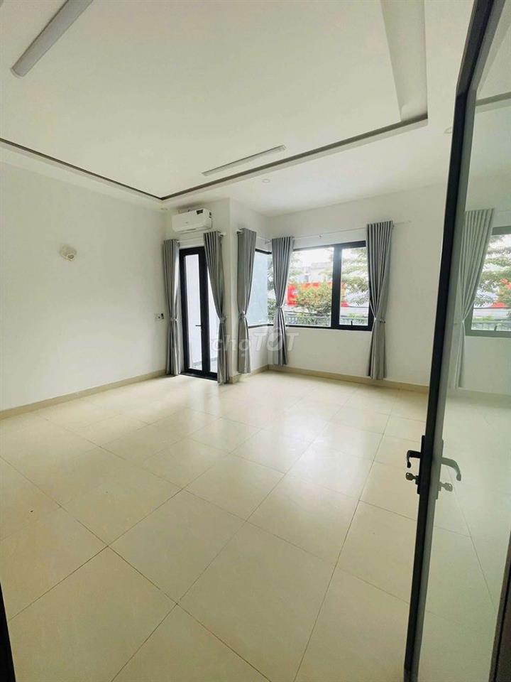 NHÀ 3 TẦNG 4PN ĐƯỜNG BÙI TRANG CHƯỚC