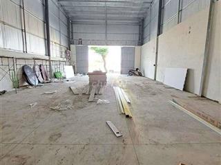 KHO 200M2 KIÊN CỐ GẦN MINH MẠNG
