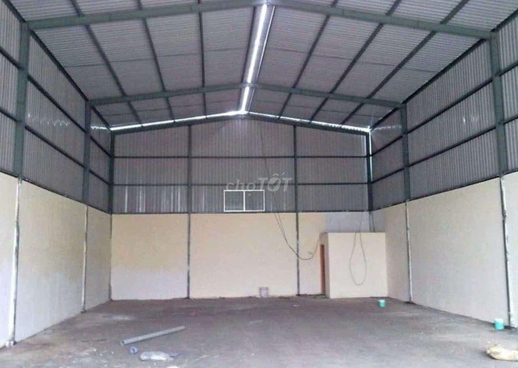 KHO 200M2 KIÊN CỐ GẦN MINH MẠNG
