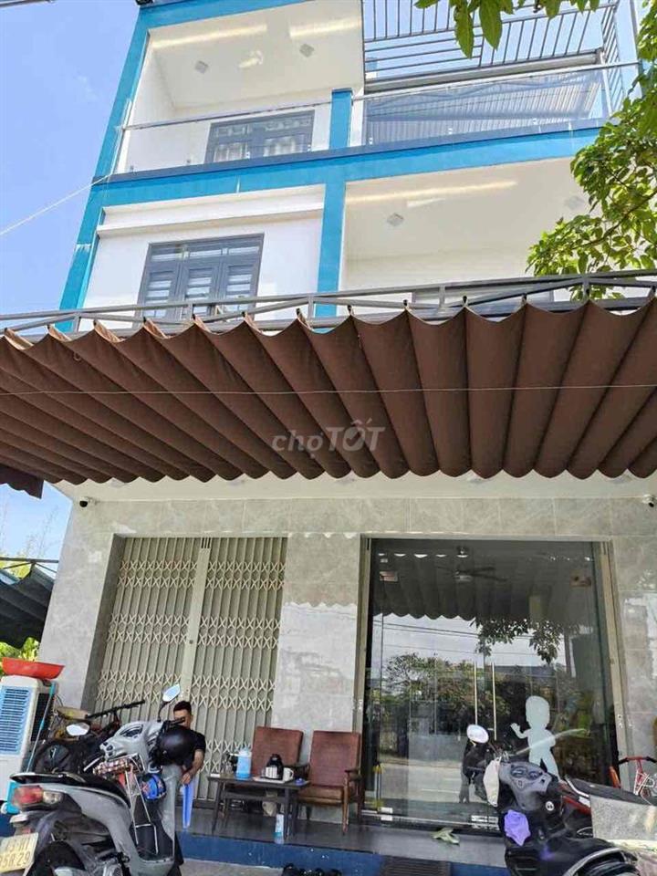 Cho thuê nhà 3 tầng MT Mai Đăng Chơn gần FPT