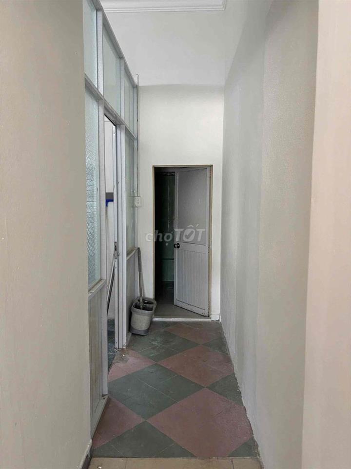 Cho Thuê Nhà 3 Tầng MT Gần Đại Học Kinh Tế , Mỹ An