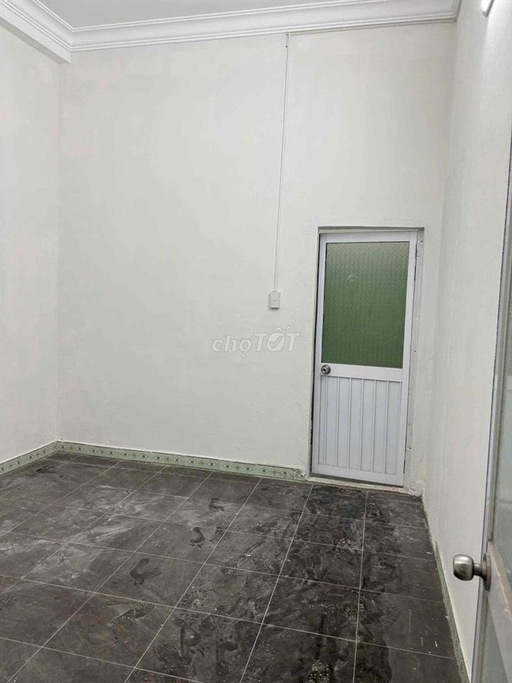 Cho Thuê Nhà 3 Tầng MT Gần Đại Học Kinh Tế , Mỹ An
