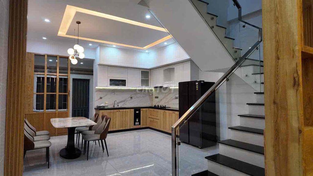 Cho Thuê Nhà 4 Tầng MT Hoà Xuân - Phan Triêm
