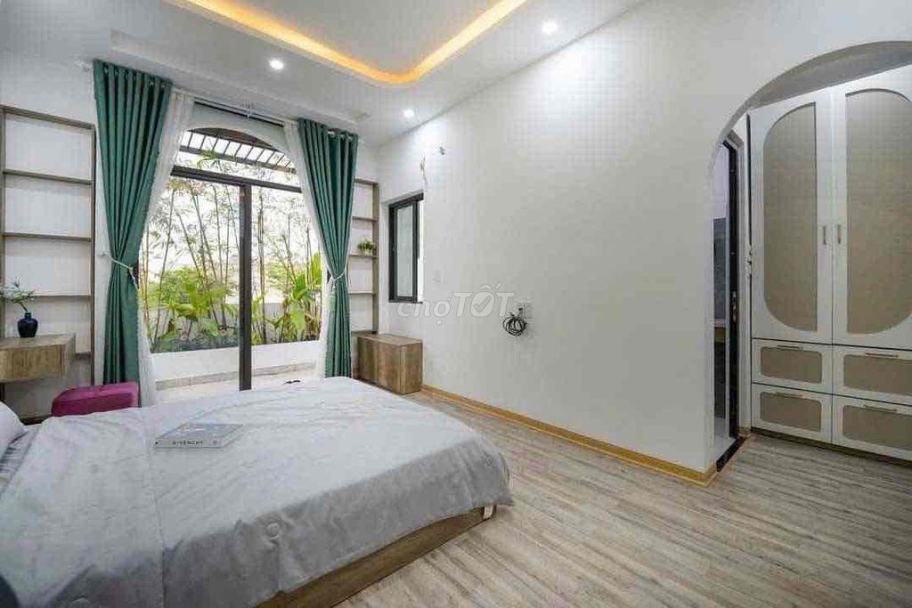 Nhà 4 Tầng Sân Vườn MT Lê Hiến Mai - Phước Lý