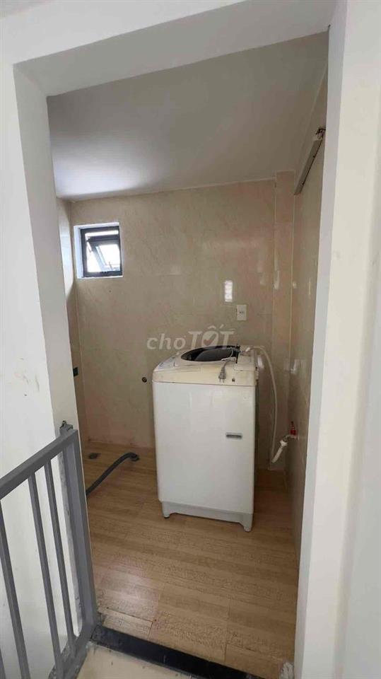 Cho Thuê nhà 4 Tầng đầu Kiệt Ông ích Khiêm