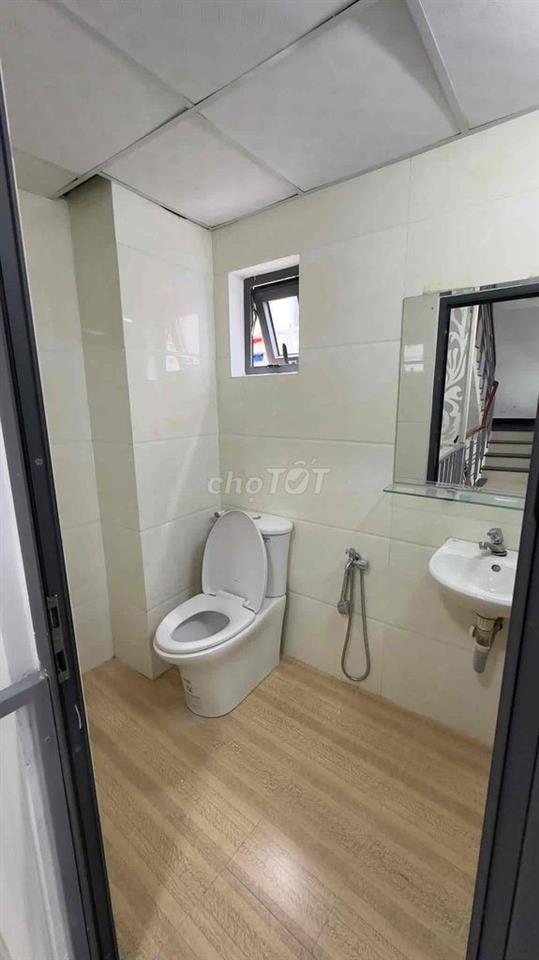 Cho Thuê nhà 4 Tầng đầu Kiệt Ông ích Khiêm