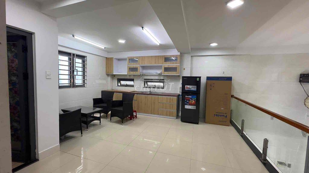 Cho Thuê nhà 4 Tầng đầu Kiệt Ông ích Khiêm
