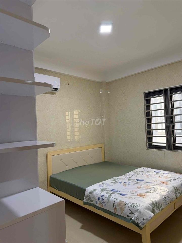Cho Thuê nhà 4 Tầng đầu Kiệt Ông ích Khiêm