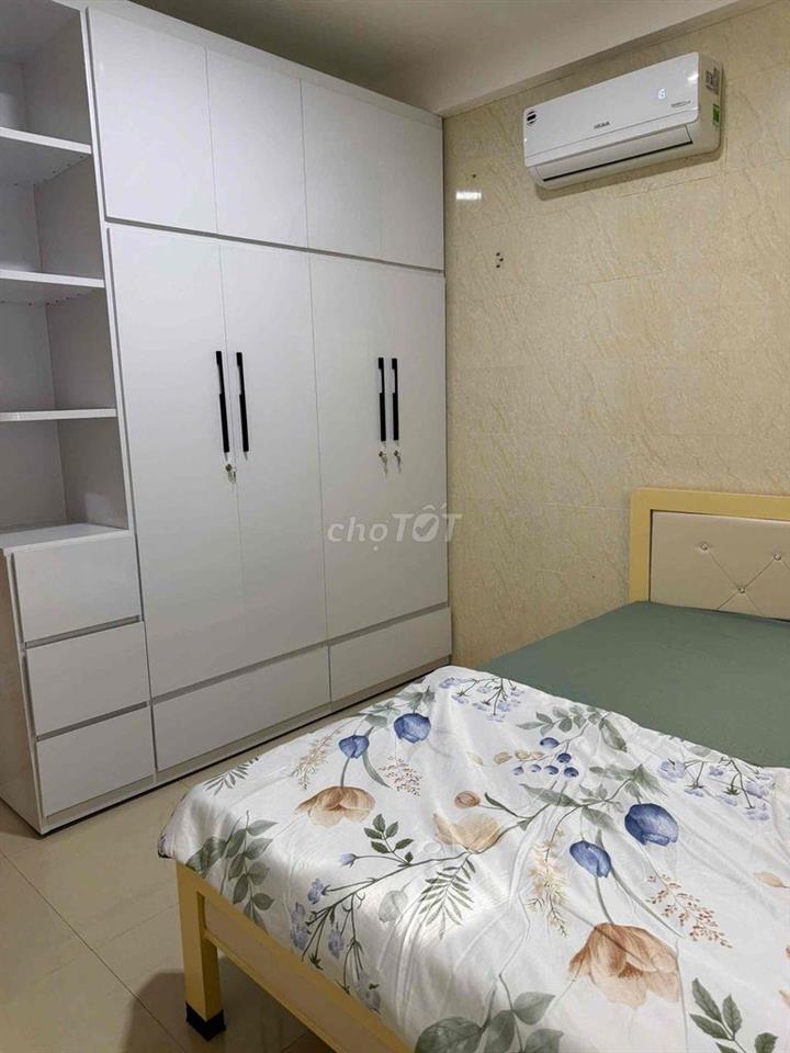 Cho Thuê nhà 4 Tầng đầu Kiệt Ông ích Khiêm