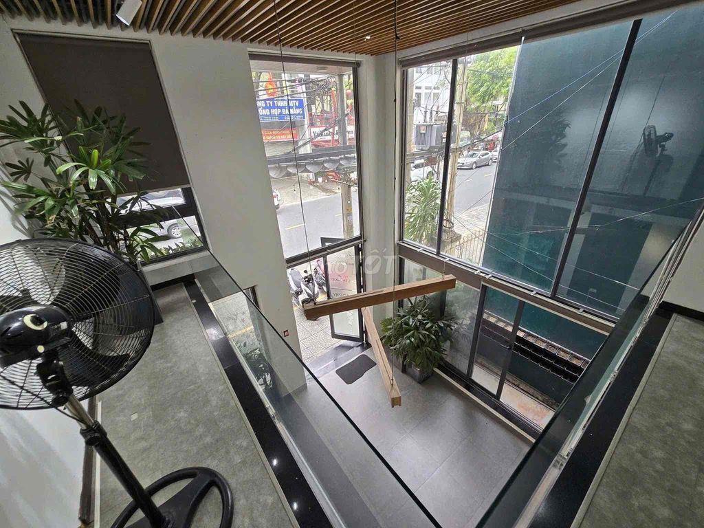 Cho Thuê MT 4 Tầng Lý Thường Kiệt cạnh FHome