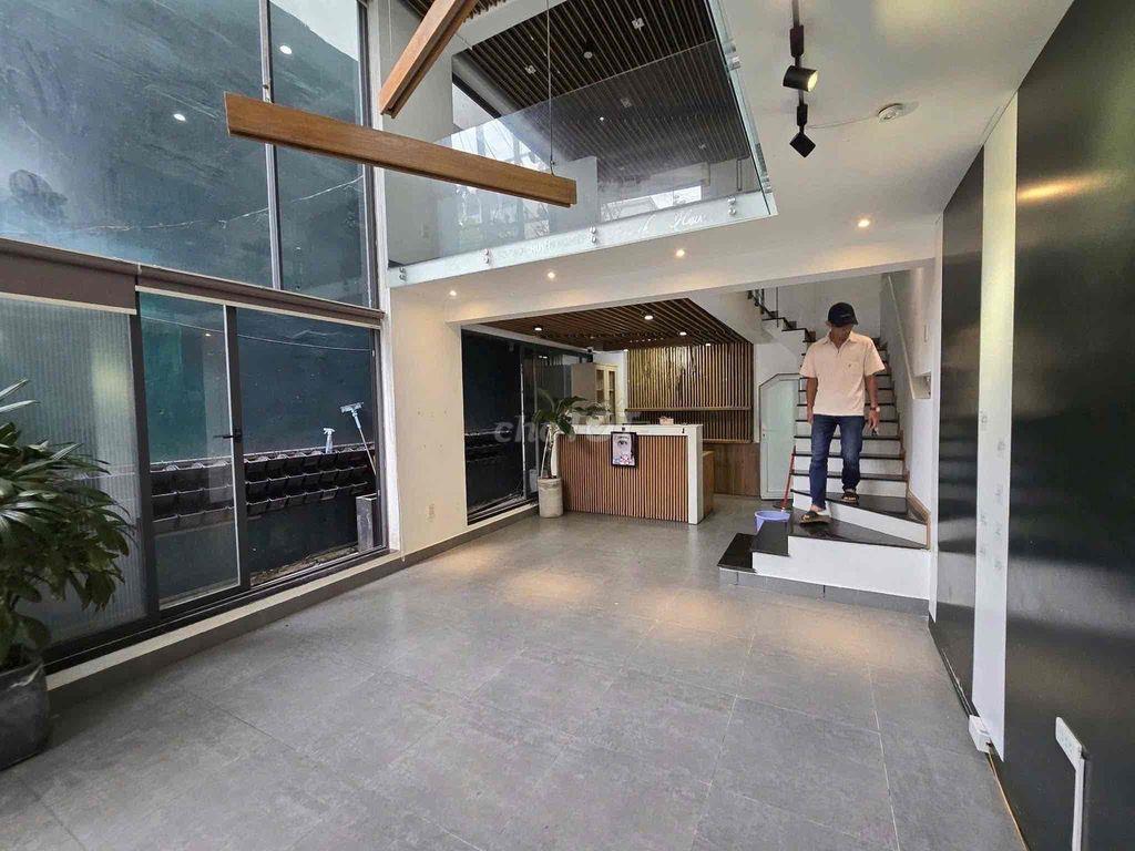 Cho Thuê MT 4 Tầng Lý Thường Kiệt cạnh FHome