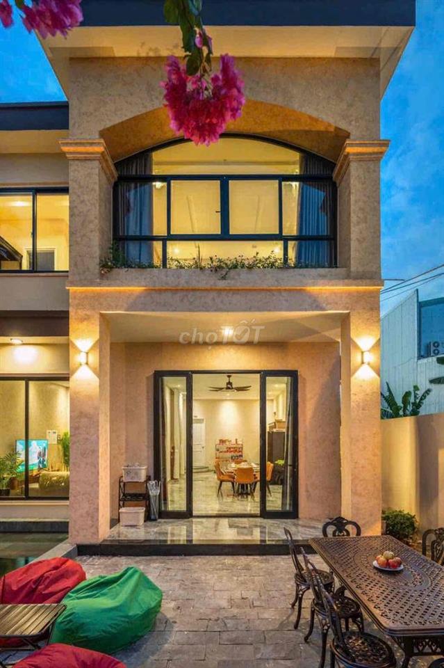 Cho Thuê Villa Hồ Bơi 2 Tầng Nam Việt Á