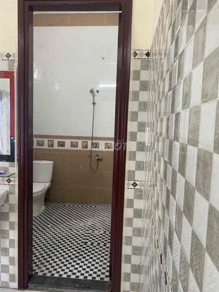 Cho thuê Nhà 2 Tầng MT Hoả Sơn gần FPT