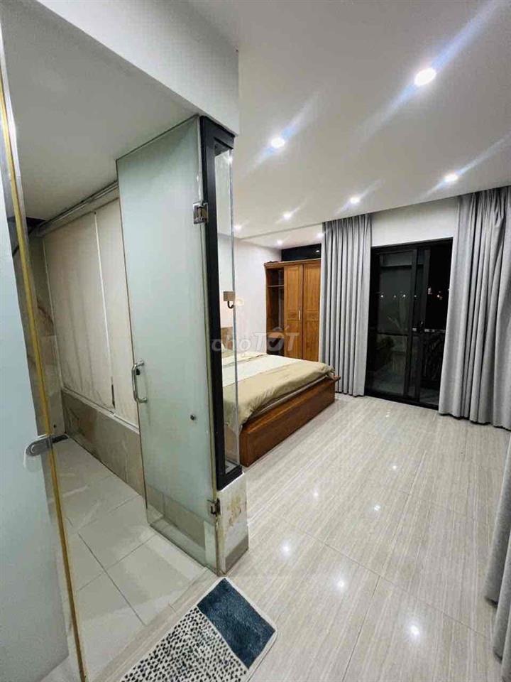 Cho Thuê Căn Hộ PenHouse 2PN Lê Thạch