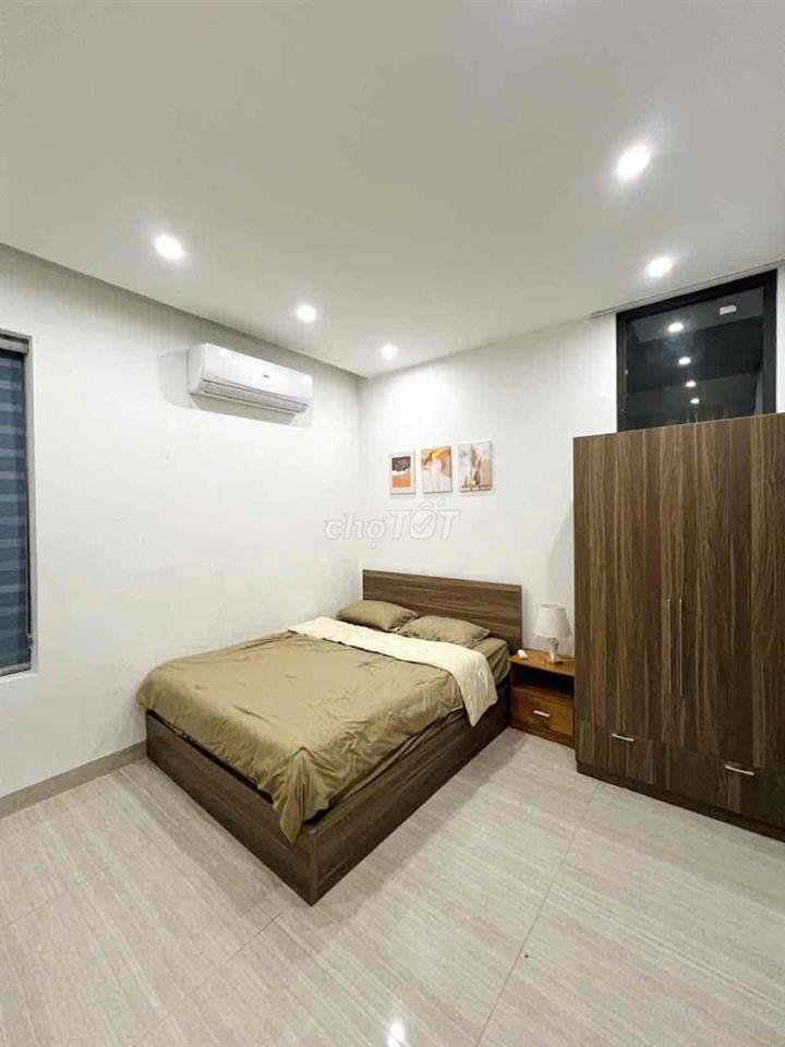 Cho Thuê Căn Hộ PenHouse 2PN Lê Thạch