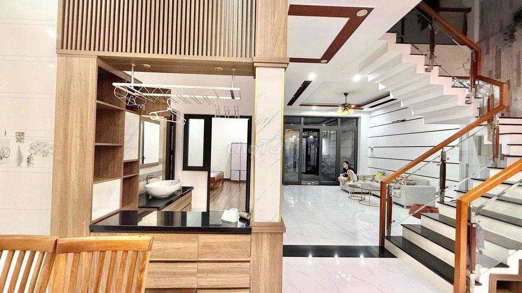 Cho thuê Nhà 2 Tầng Kiệt Ô Tô Trần Quang Khải , Sơn Trà