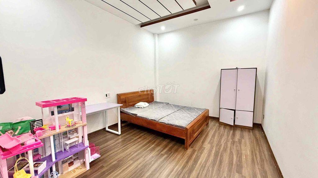 Cho thuê Nhà 2 Tầng Kiệt Ô Tô Trần Quang Khải , Sơn Trà