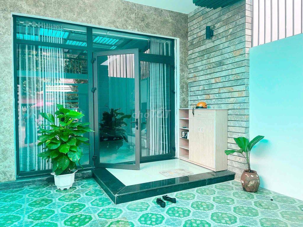 Cho Thuê nhà 2 Tầng MT Nguyễn Xiển - gần Crowne