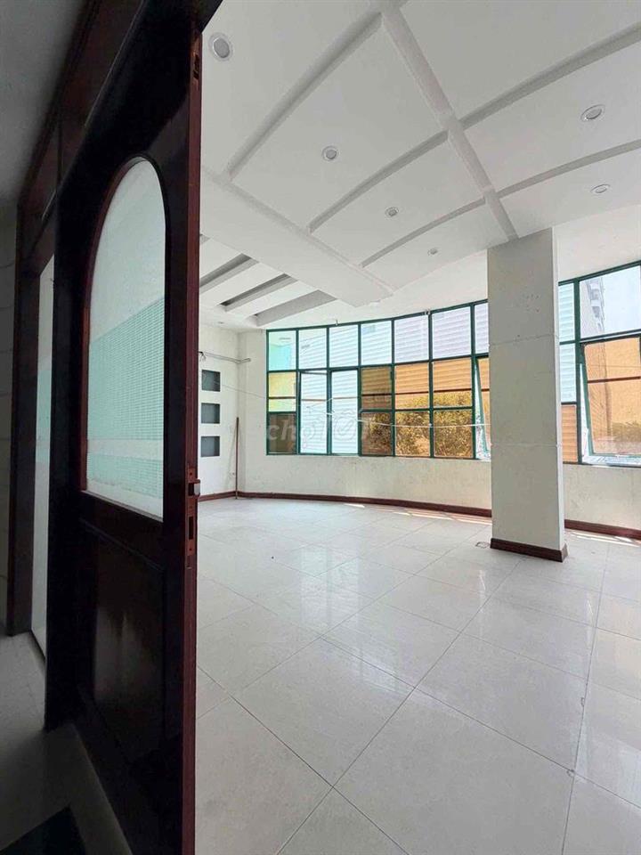 Cho thuê Toà Nhà 5 Tầng MT  Trung Tâm Thương Mại AonMall Đà Nẵng