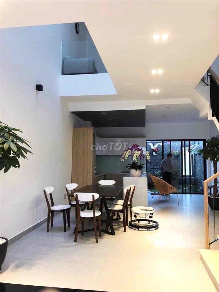 Cho thuê nhà 3 Tầng MT Chế Viết Tấn - Hoà Xuân
