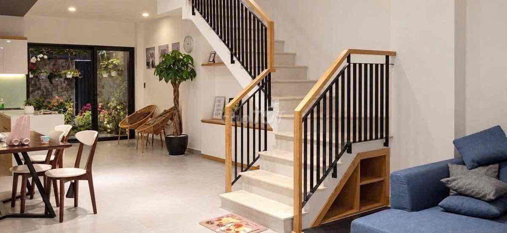 Cho thuê nhà 3 Tầng MT Chế Viết Tấn - Hoà Xuân