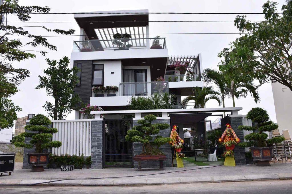 Cho Thuê Biệt Thự 3 Tầng MT Hoà Xuân