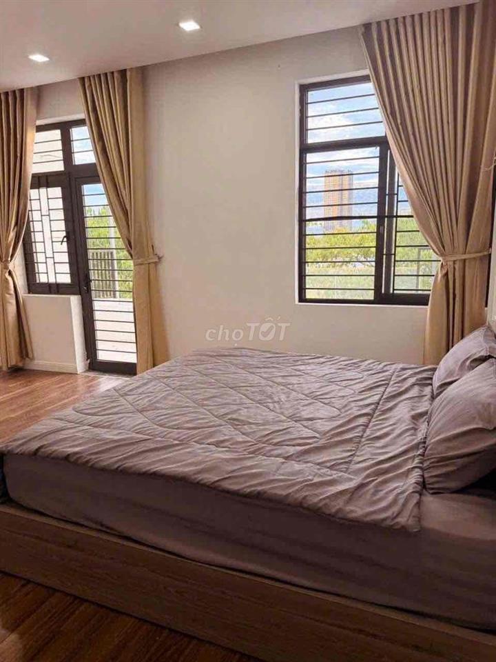 Cho Thuê Nhà 3 Tầng MT Lê Văn Duyệt - Sơn Trà