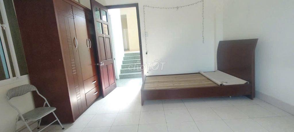 Thuê dài hạn nhà 3 tầng 270m2 Nguyễn Tư Giản tổ hợp pháo hoa DIFF 2027