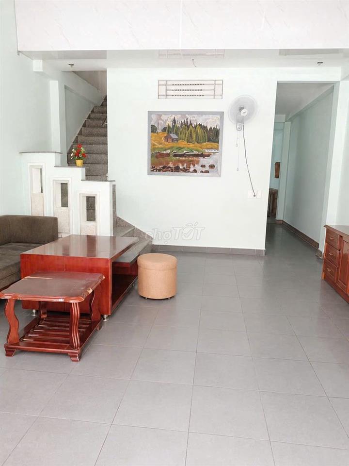 CHO THUÊ NHÀ TÔ HIẾN THÀNH, VỊ TRÍ ĐẸP, SÁT BIỂN
