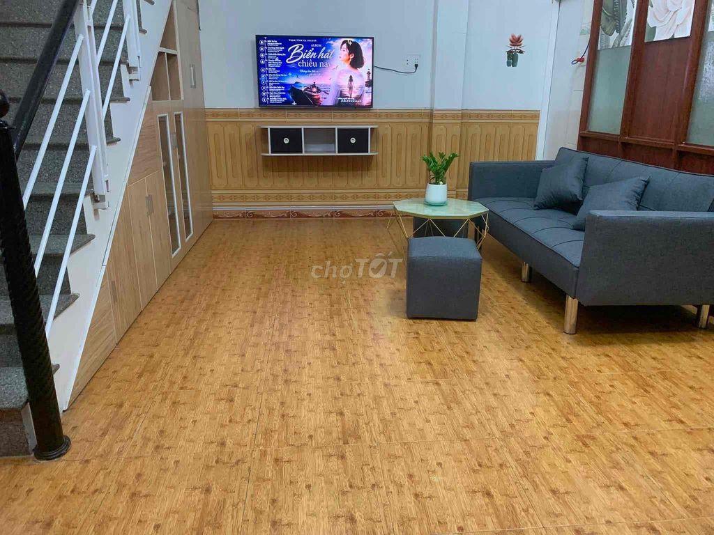 Cho thuê nhà 3 tầng mặt tiền Bàu Làng gần Trần Cao Vân full nội thất