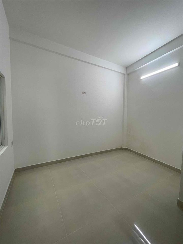 Cho thuê nhà 2 tầng kiệt Hàn Mặc Tử  gần Đống Đa Rộng Rãi