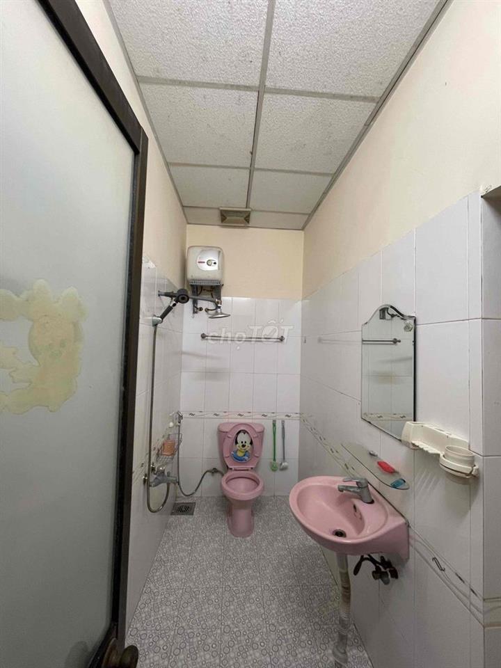 Cho thuê nhà kiệt Ông Ích Khiêm gần Nguyễn Văn Linh Rộng Rãi , Sạch Sẽ