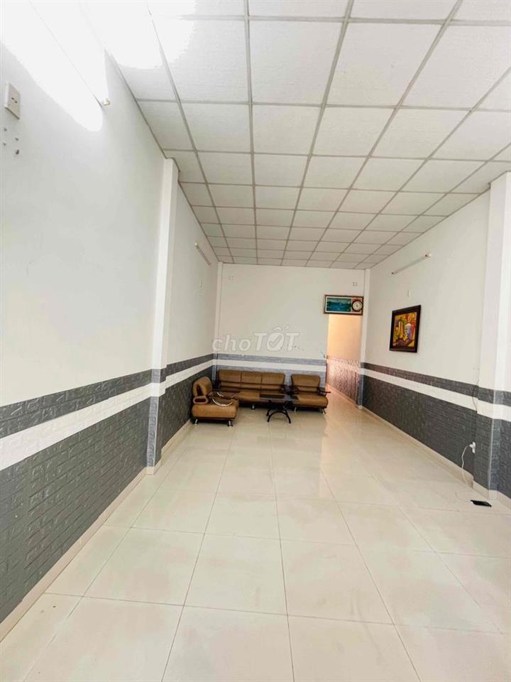 Cho thuê nhà kiệt Ông Ích Khiêm gần Nguyễn Văn Linh Rộng Rãi , Sạch Sẽ