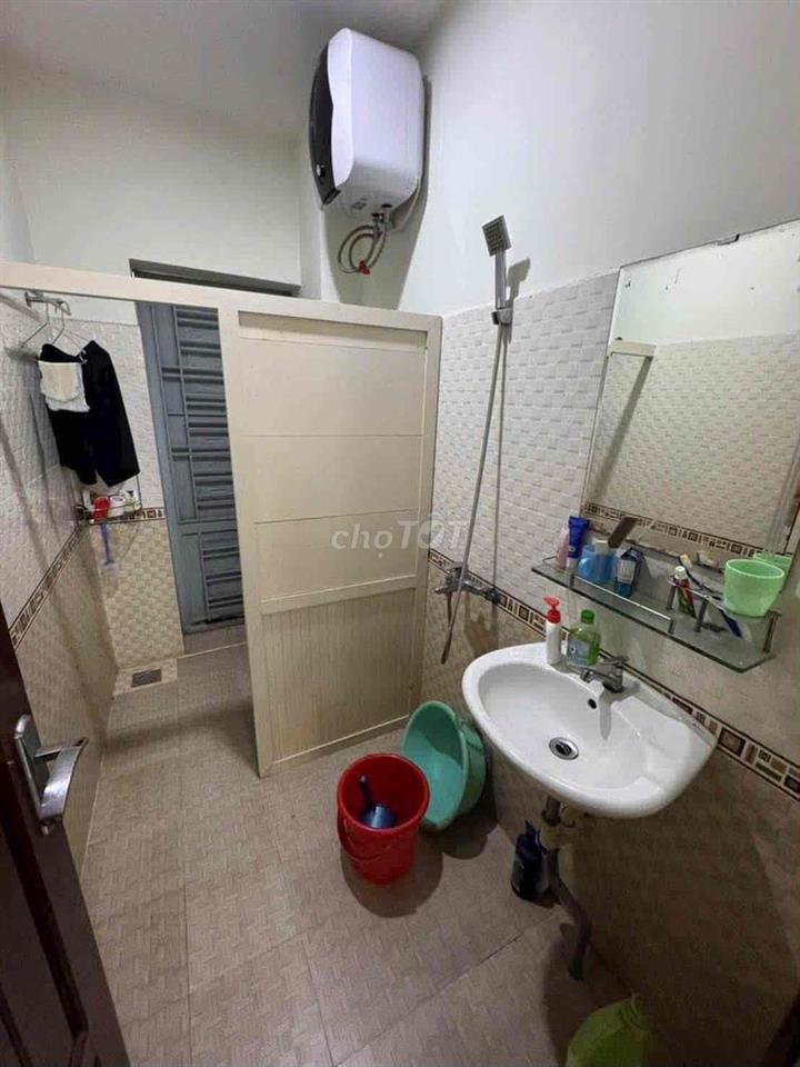 Cho thuê mặt Trần Cừ gần Huỳnh Ngọc Huệ. Nội thất đầy đủ