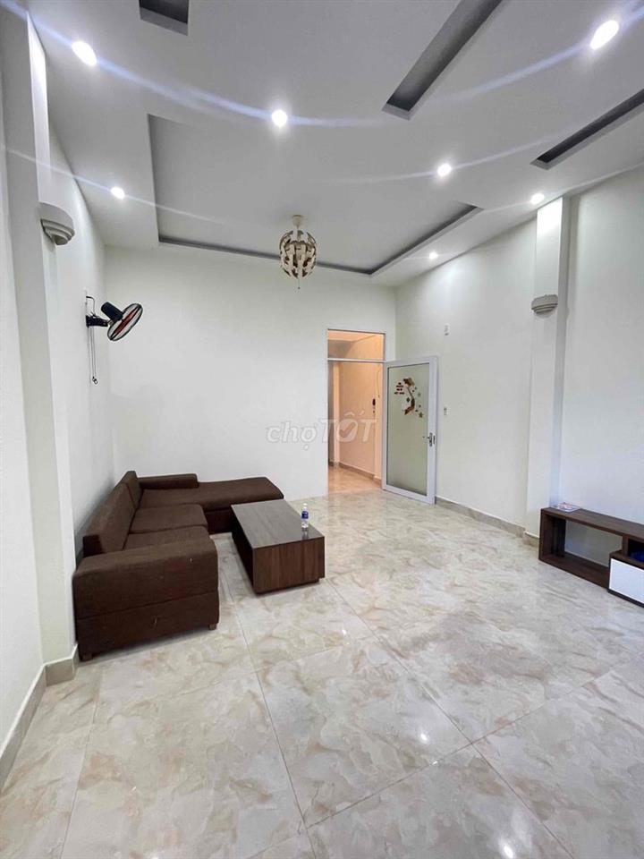 Cho thuê nhà 2 tầng mặt tiền Cao Xuân Huy. FULL nội thất gần Tố Hữu