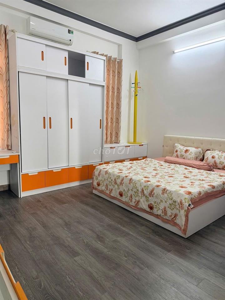 CHO THUÊ NHÀ MẶT TIỀN NGAY TRUNG TÂM
