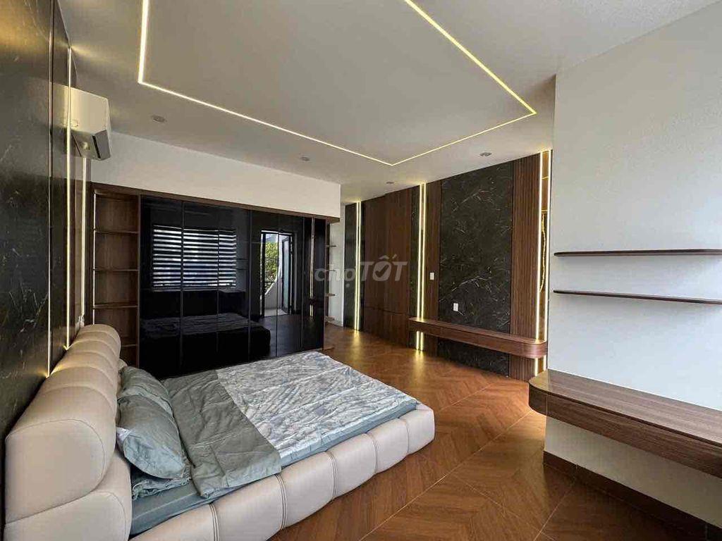 Cho thuê nhà MT Quách Thị Trang Hoà Xuân 3pn giá 35tr