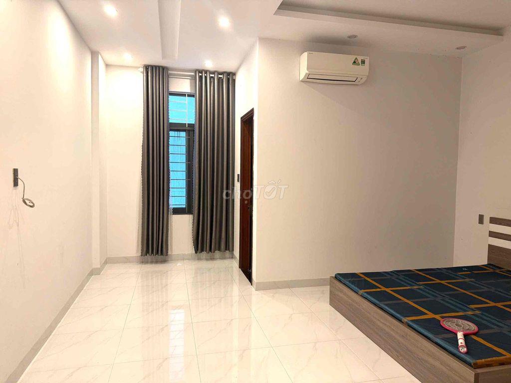 Cho thuê nhà MT Lê Sỹ Hoà Xuân 4pn giá 25 triệu