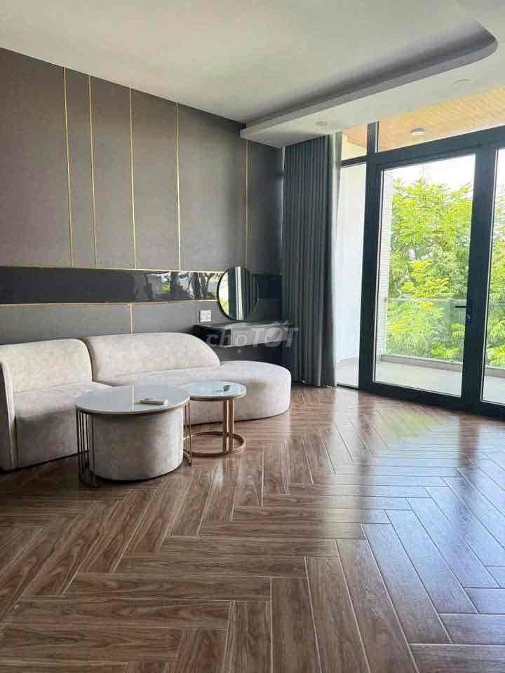 Cho thuê nhà khu Hoà Xuân gần cầu Hoà Xuân. 4pn giá 23 triệu