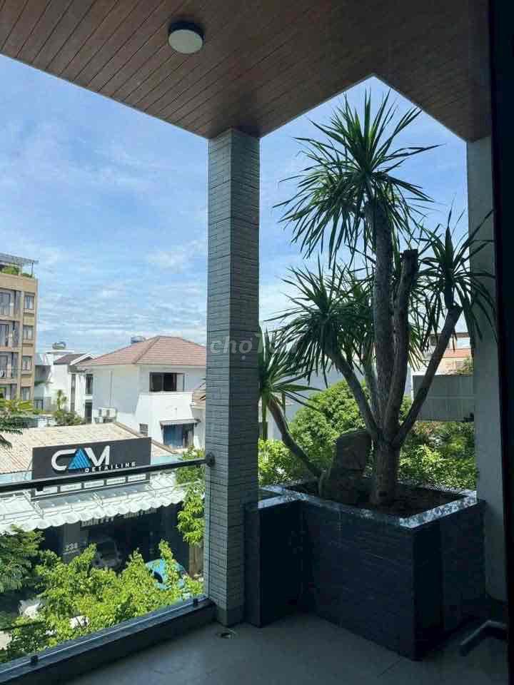 Cho thuê nhà khu Hoà Xuân gần cầu Hoà Xuân. 4pn giá 23 triệu
