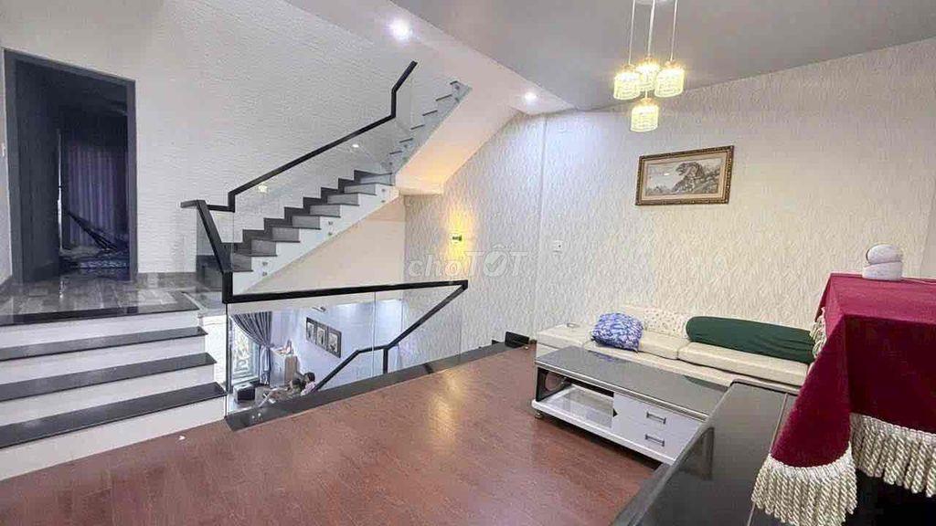 Cho thuê nhà khu Bá Tùng Hoà Quý NHS 3pn giá 15tr