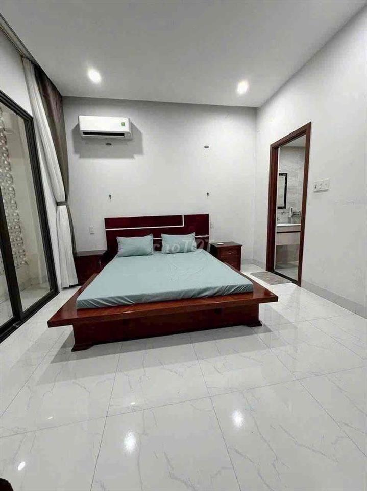 Cho thuê nhà MT Hoà Xuân Mai Chí Thọ 4pn giá 22tr