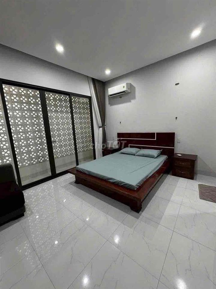 Cho thuê nhà MT Hoà Xuân Mai Chí Thọ 4pn giá 22tr